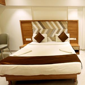 Host Inn International Marol